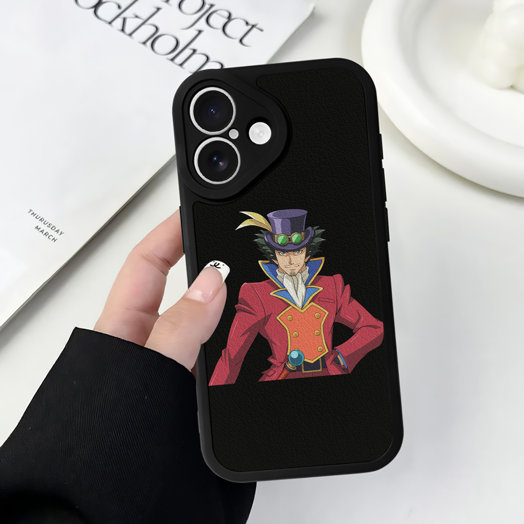 （画像用） 遊☆戯☆王 Yu-Gi-Oh! 【iPhone 16シリーズ対応】シリコンスマホケース（レザー調） 材質：シリコン